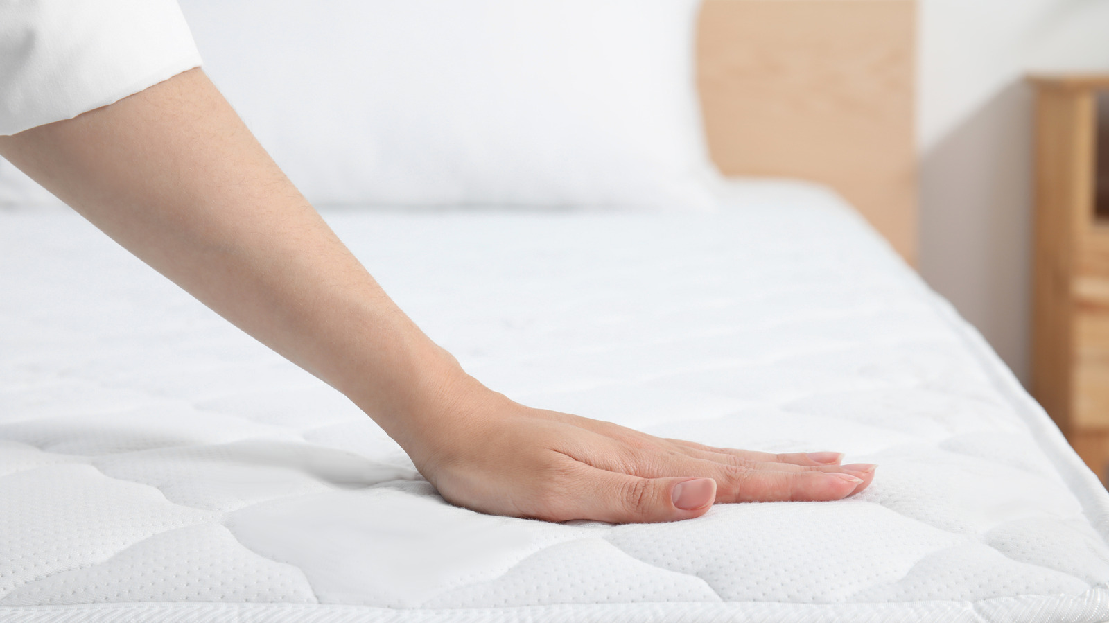 İki Zımba Temizleyici Kullanarak Yatağınızı Temiz ve Kokusuz Tutun