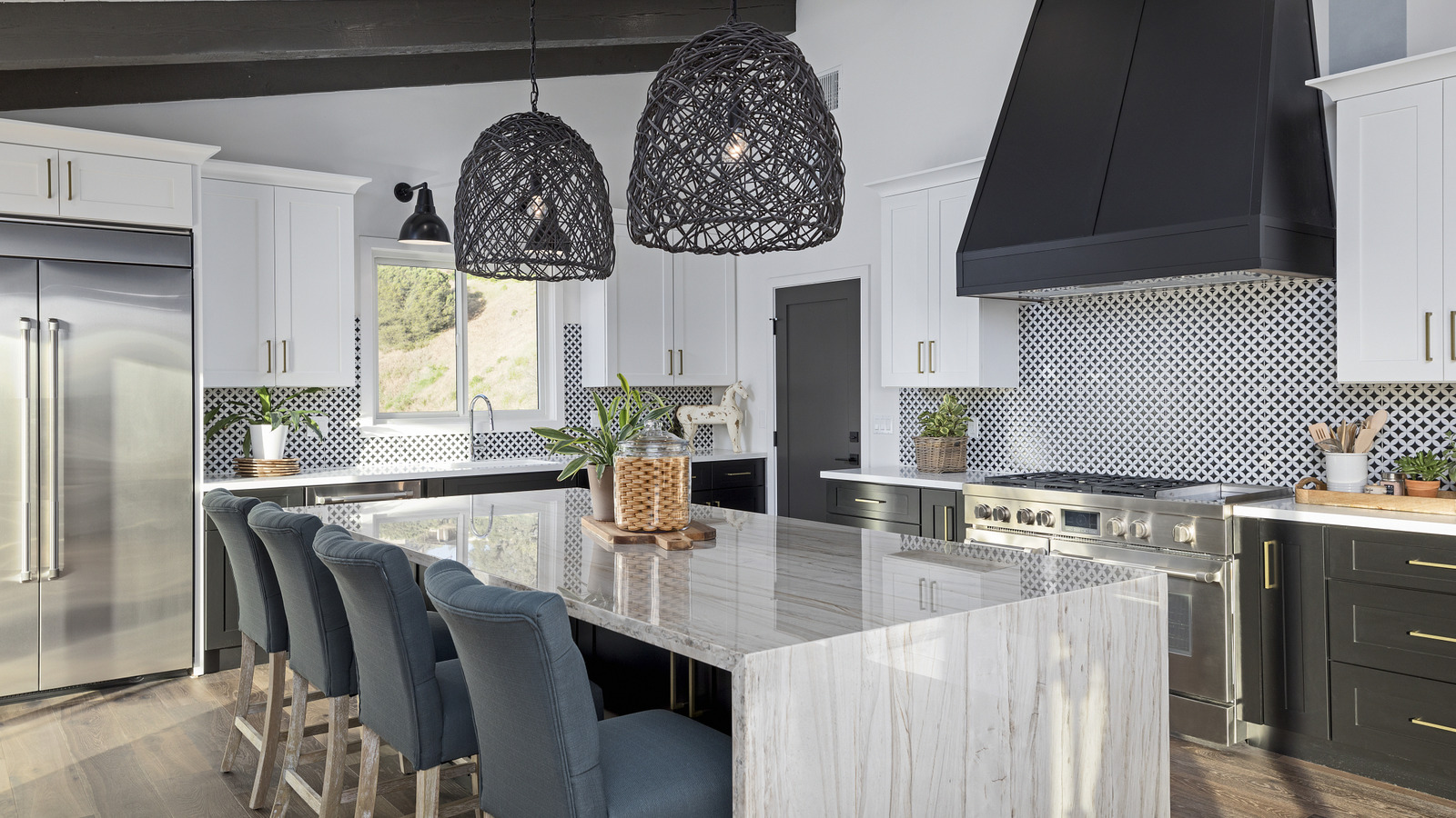 2026'da Geri Dönüş Yapacak Vintage Lüks Mutfak Trendi