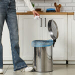 Zaten Sahip Olduğunuz Boş Alanı Kullanarak Çöp Kutusu Dolabı Nasıl Yapılır