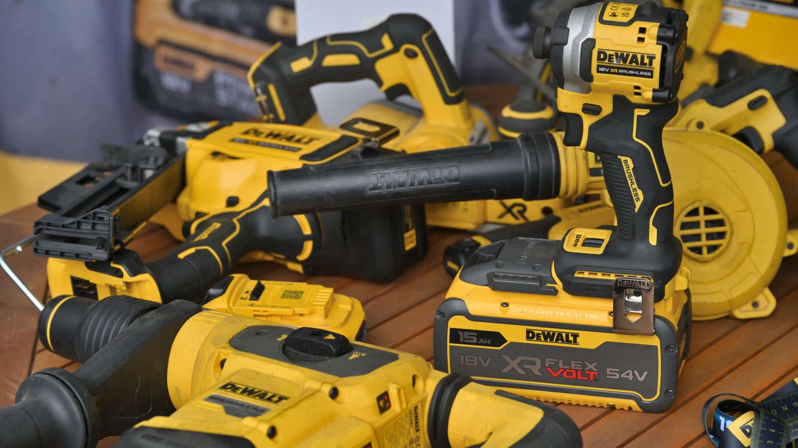 İncelemeciler Bu 7 DeWalt Aletini Satın Almadan Önce İki Kez Düşünmeleri Gerektiğini Söyledi