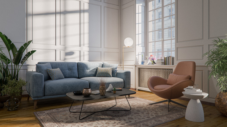 Işıkla dolu modern bir oturma odası.