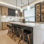 Temel Sertağaçlara Elveda – Bu 2026 Zemin Kaplama Trendi Herkesin Mutfağında Olacak