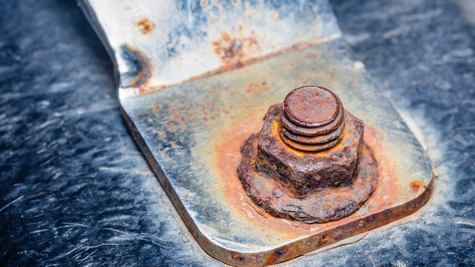 Paslı Cıvataları Çıkarmayı Mutfağın Temeli Olan Bir Esinti Haline Getirin