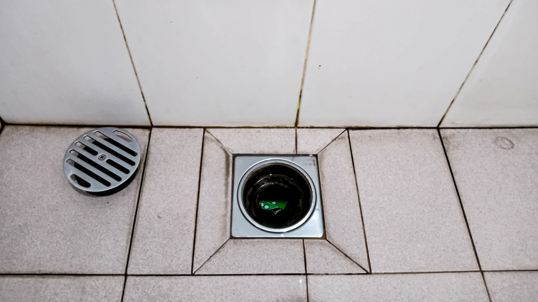 Duş tahliyesini aç