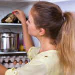 Derinlemesine Temizlik Sırasında Buzdolabınıza Zarar Verebilecek Bu Büyük Hatadan Kaçının