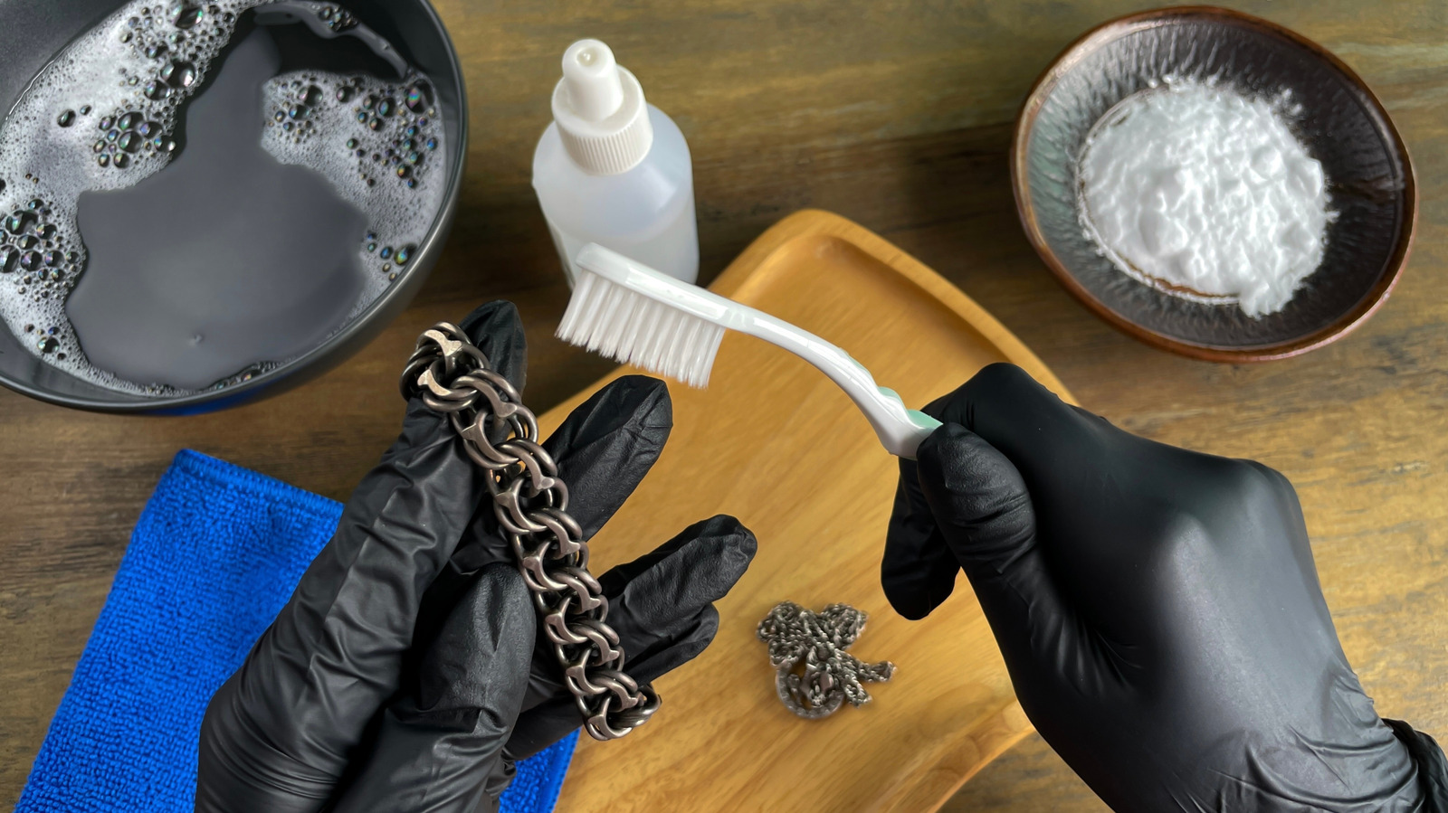 Evinizin Etrafında Temizliği Çok Daha Kolaylaştıran Eller Serbest Araç