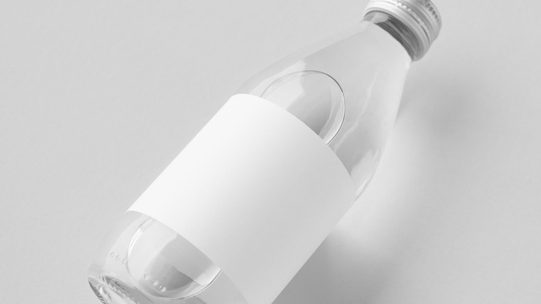 Mühürlü şişe soda