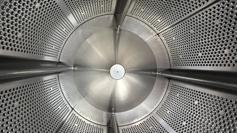 Çamaşır makinesi tamburunun içi