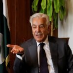 Pakistan bakanı, barış görüşmelerinin başarısızlıkla sonuçlanması halinde Afganistan'la 'açık savaş' olacağı konusunda uyardı