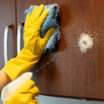 Kirli Mutfak Dolaplarını Temizleyebilecek Şafak Bulaşık Sabunu Alternatifi