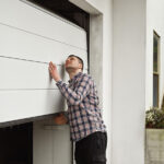 Kırık Garaj Kapısı Yayını Değiştirmek İçin Kolay Kendin Yap