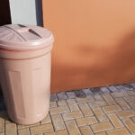 Eski Çöp Kutunuzu DIY Kompost Kutusuna Nasıl Dönüştürebilirsiniz?