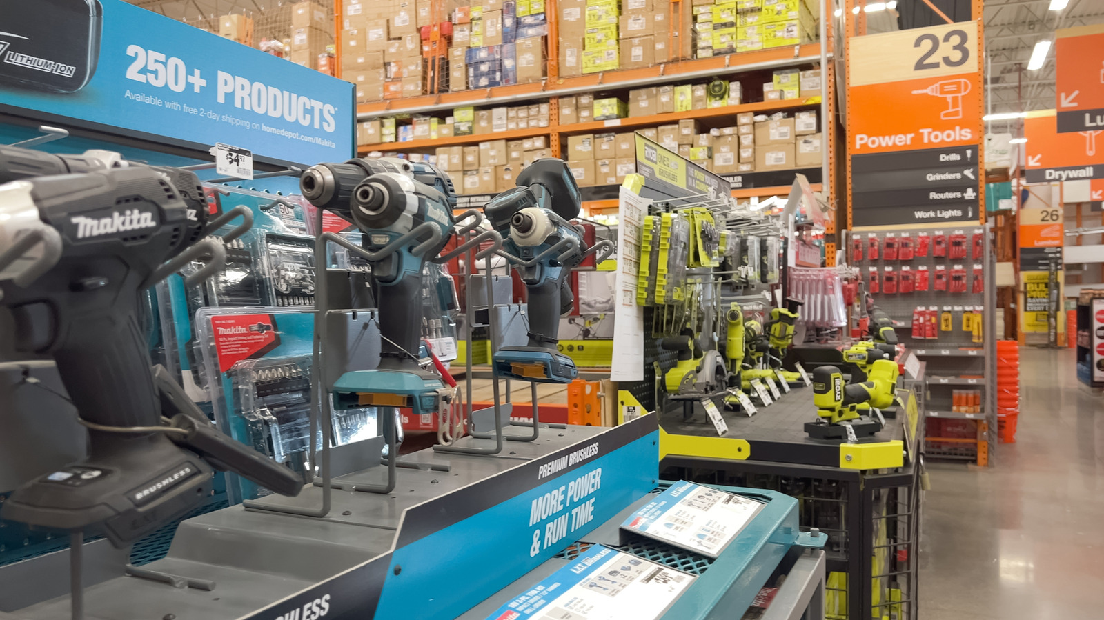 Home Depot Milwaukee, DeWalt ve Ryobi Gibi Popüler Markalarda Kara Cuma Fırsatları