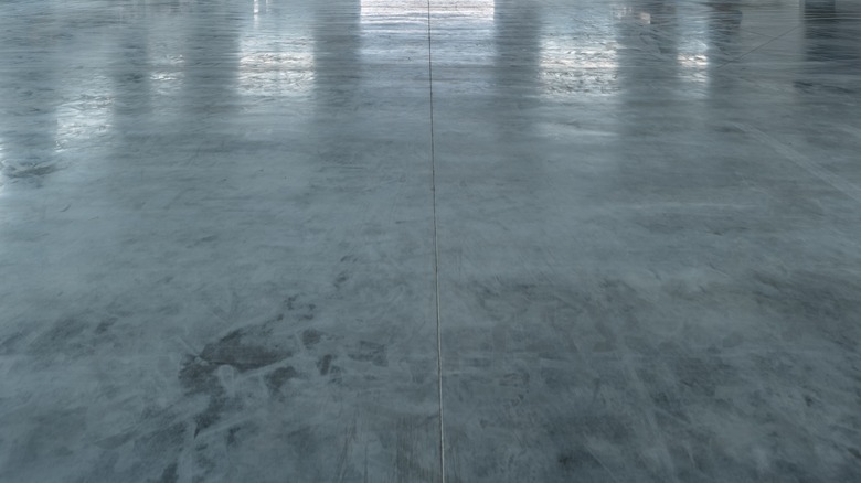 Parlak beton