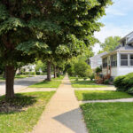 Kaldırım Mülkünüzün Bir Parçası mı? Yasal Olarak Bilmeniz Gereken Her Şey