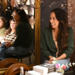 Joanna, Noel Ağacıyla Geleneği Yıkıyor - Ve Hayranlar Buna Bayılıyor