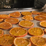 Kapınız İçin Güzel Bir Kurutulmuş Turuncu Tatil Çelengi Nasıl Yapılır