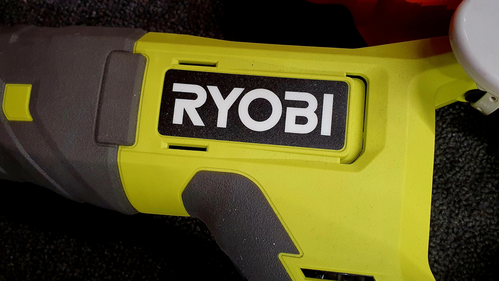 Ryobi İtmeli Biçme Makinesi Tüketici Raporları En Uygun Fiyatlı Modellerden Birini Çağırıyor