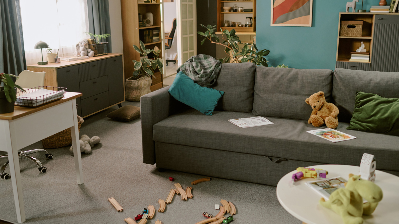 Tek Bir Mobilya Parçası Satın Almadan Depolama Alanını Oturma Odanıza Getirecek Akıllı Çözüm