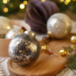 Dolar Ağacı Eşyalarını Kolay Bir Kendin Yap Yöntemiyle Çarpıcı Bir Noel Süsüne Dönüştürün