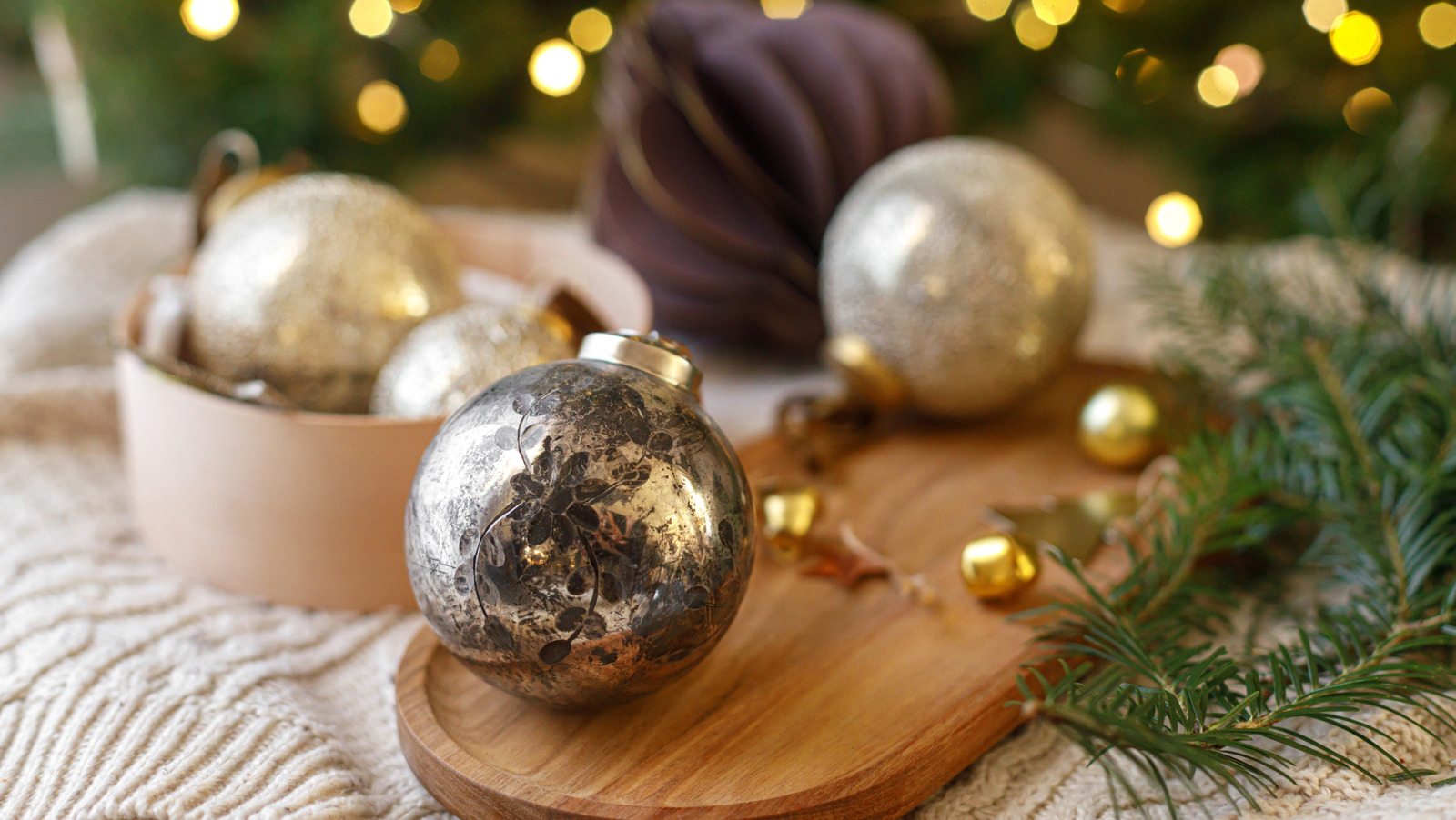 Dolar Ağacı Eşyalarını Kolay Bir Kendin Yap Yöntemiyle Çarpıcı Bir Noel Süsüne Dönüştürün