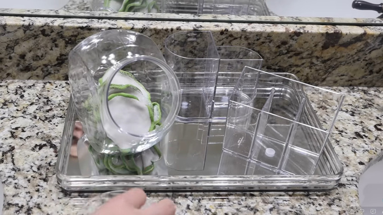 Dolar Ağacı'ndan kurabiye kavanozlu taş banyo tezgahı tepsisi