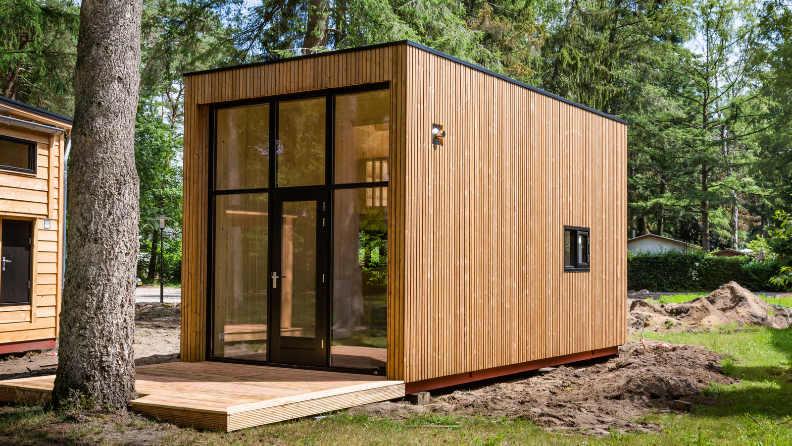 Kendi Kendine Yeterli Küçük Bir Ev Nasıl Oluşturulur