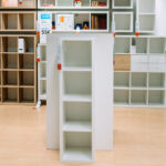 Herhangi Bir IKEA Küp Rafını Çok Amaçlı Bir Mobilya Çözümüne Dönüştürün