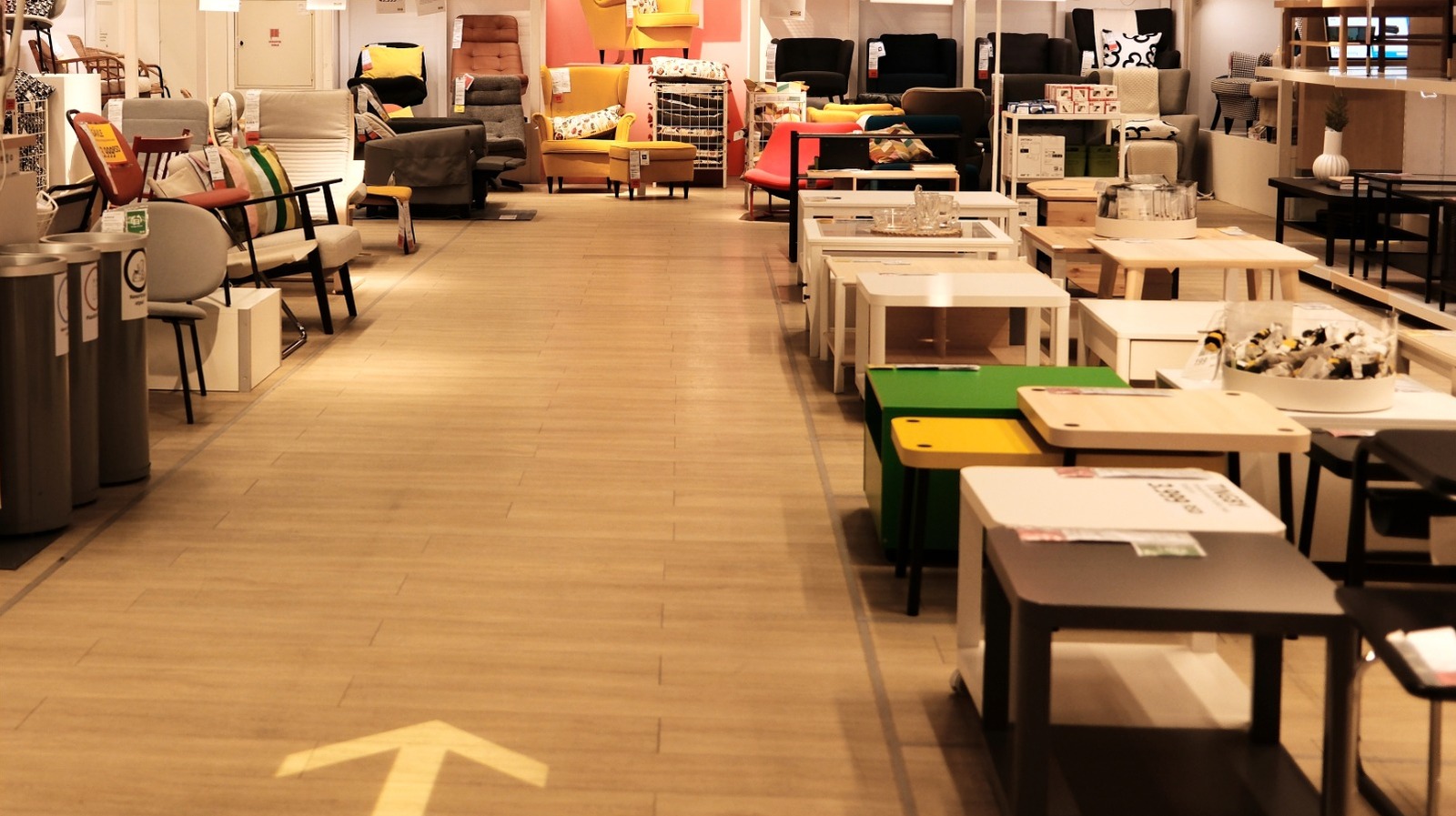 Depolama ve Rahatlık Sunan IKEA Sürgülü Masa Yakında Ortadan Kaldırılacak