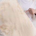 Yastıklardaki Sarı Lekeleri Gidermeye Yardımcı Olabilecek 8 Malzeme