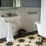 Bu Eski Zeminlerin Altında Nelerin Saklandığına İnanamayacaksınız - 10 Çarpıcı Vintage Fayans Ortaya Çıkıyor