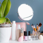 Kadının Yaratıcı IKEA Çözümü, Makyaj Dağınıklığını Düzenli ve Düzenli Tutuyor