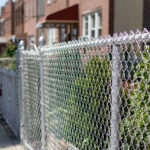 Büyüleyici Bir Kendin Yap Çözümüyle Çirkin Zincir Bağlantılı Çitin Göz Ağrısına Elveda Deyin