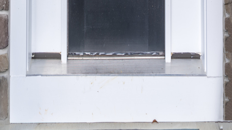 fiberglas ön kapı yakından