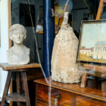 İkinci El Mağazasındaki Bir Sanat Eserinin Gerçekten Vintage Olup Olmadığını Anlamanın Kolay Yolu