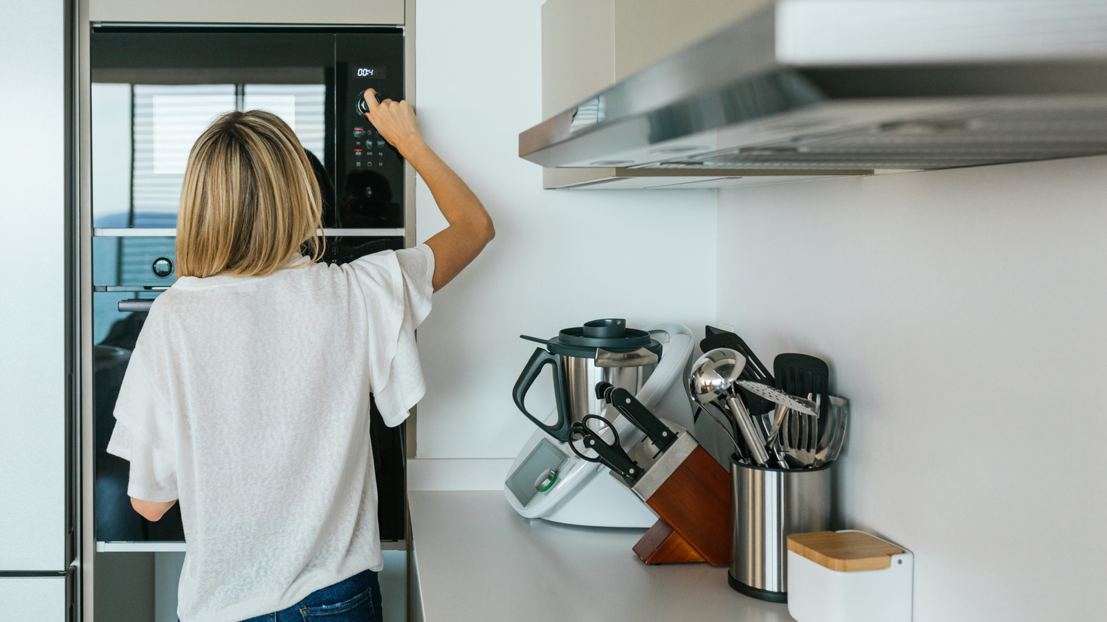 Mutfağınızda Kaçınmanız Gereken 10 Eski Tip Alet Stili