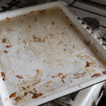 Fırın Tepsilerinizi Pırıl pırıl Temizleyen Akıllı Tuz Tüyosu