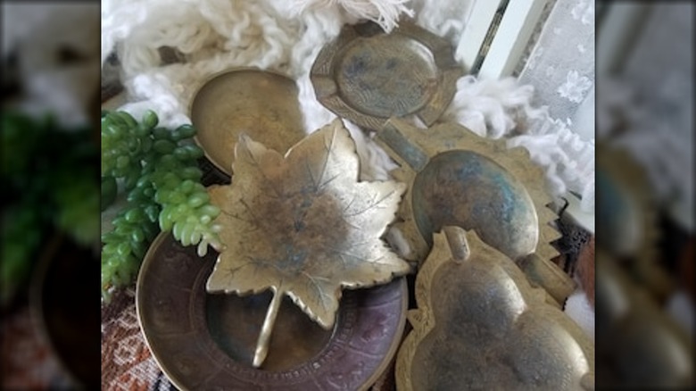 Vintage metal kül tablaları koleksiyonu