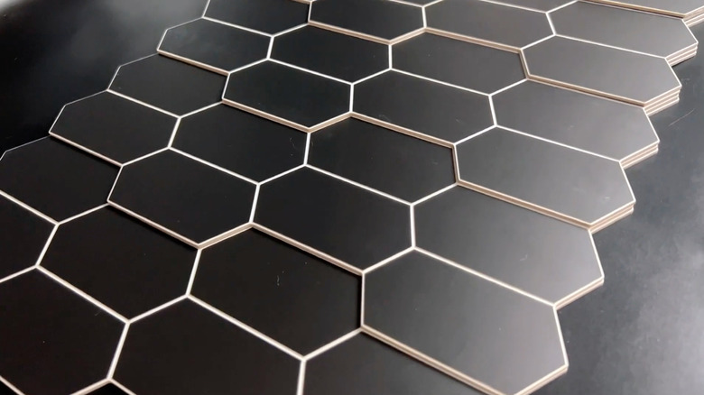 kompozit taş backsplash çıkar ve yapıştır