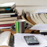 Akıllı Dolar Ağacı Bulaşık Kurutma Matı Hilesi ile Başucu Temel Eşyalarınızı Düzenli Tutun