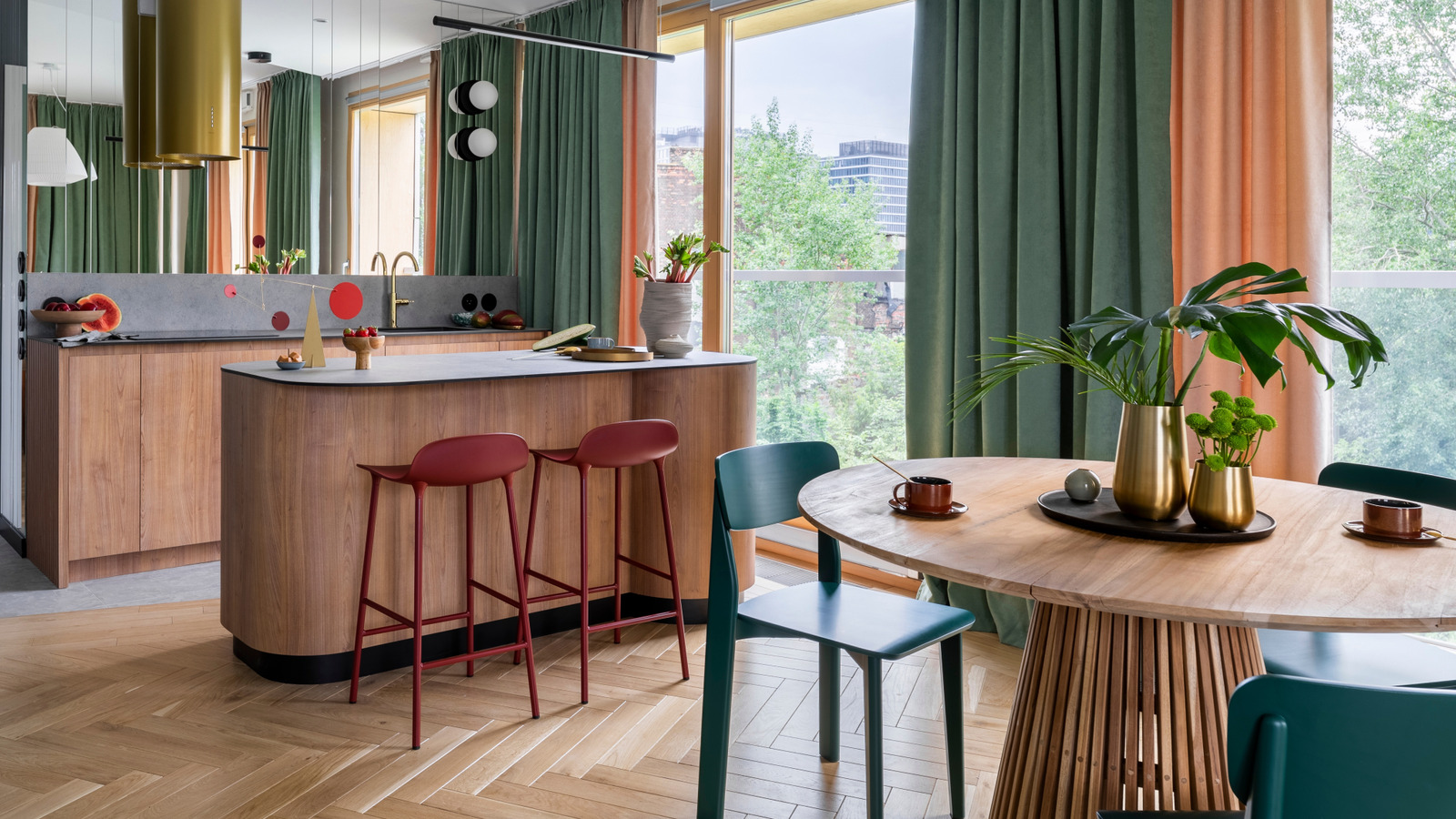 Modaya Uygun Mutfak Oturma Seçeneği Tasarımcıları Satın Aldıkları İçin Pişman Olduklarını Söylüyor