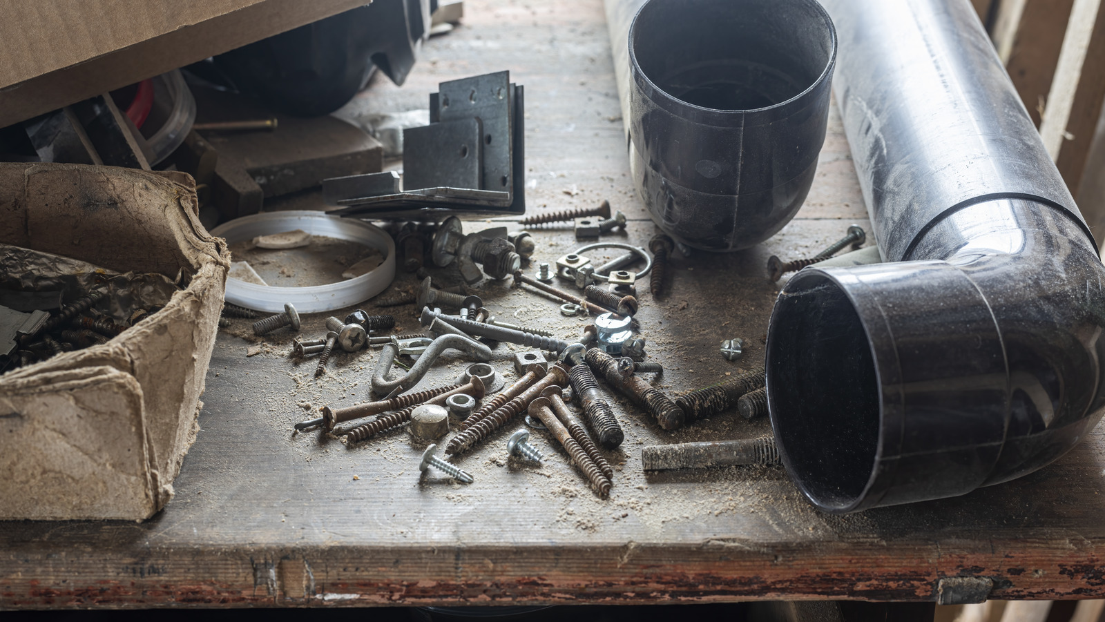 Küçük Alet Bileşenlerini Yüksek Dereceli Liman Yükü Bulmasıyla Organize Edin