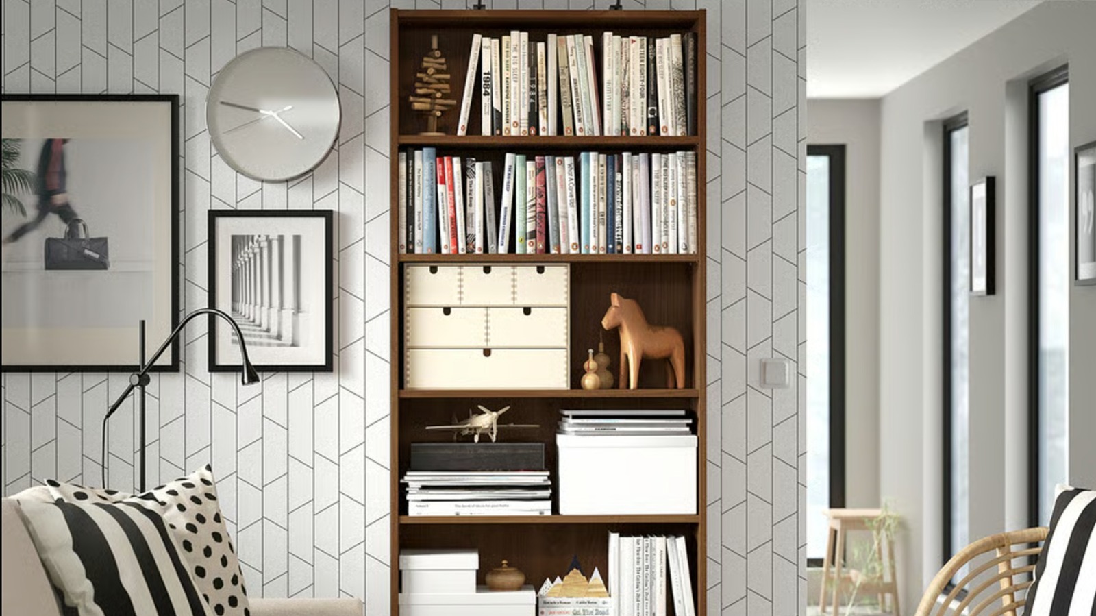 Uygun Fiyatlı IKEA Parçalarıyla Büyük Bir Depolama Rafı Kendin Yap
