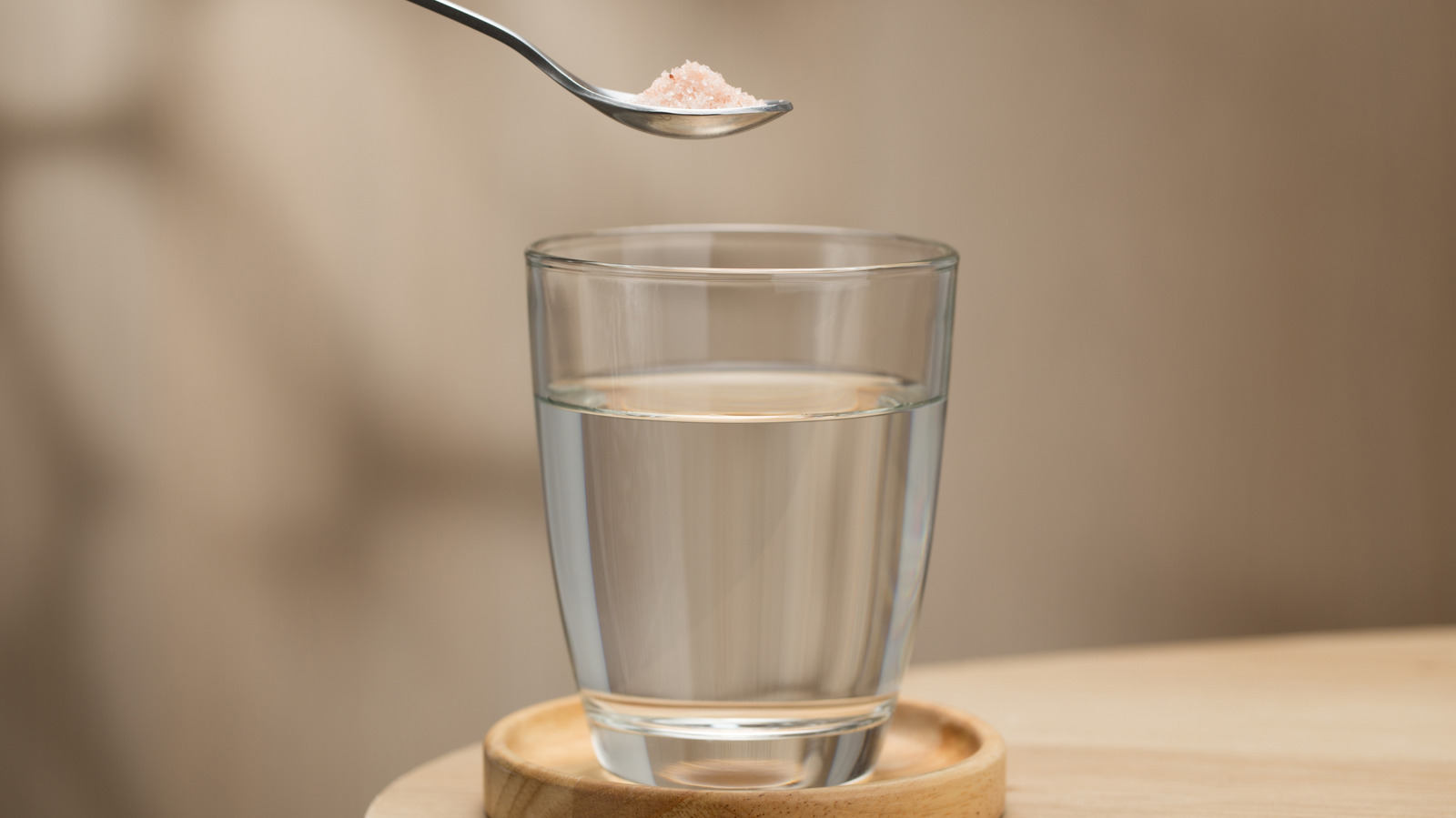 Hidrojen Peroksit ve Tuzla Temizlik: Etkili mi ve Evde Denemeli misiniz?