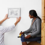 Çerçeveli Dekor Etrafındaki Kendin Yap Duvar Resmiyle Çok Daha İyi Görünüyor