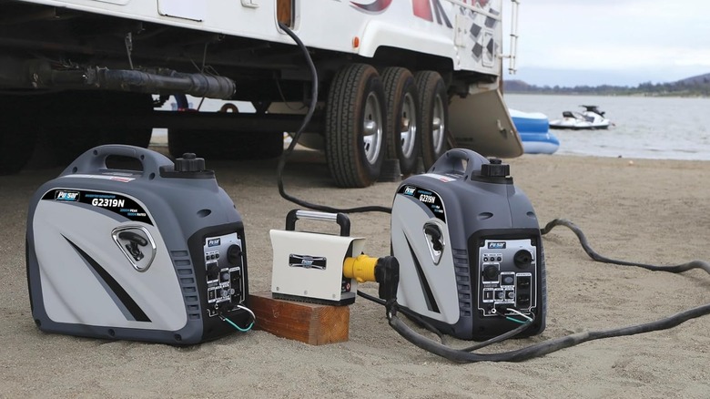 Paralel çalışan iki adet Pulsar 2300 Watt Gazla Çalışan Inverter Jeneratör