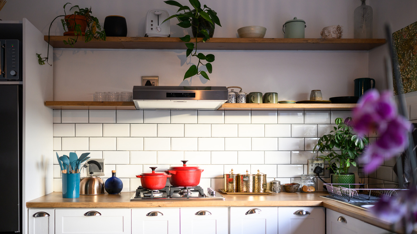 Fayans Isı Kalkanı Nedir ve Mutfağınıza En İyi Şekilde Nasıl Kurulur?