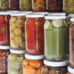 Ekstra Kavanoz Kapaklarından Yararlanacak Sevimli Bir Kendin Yap Duvar Dekoru