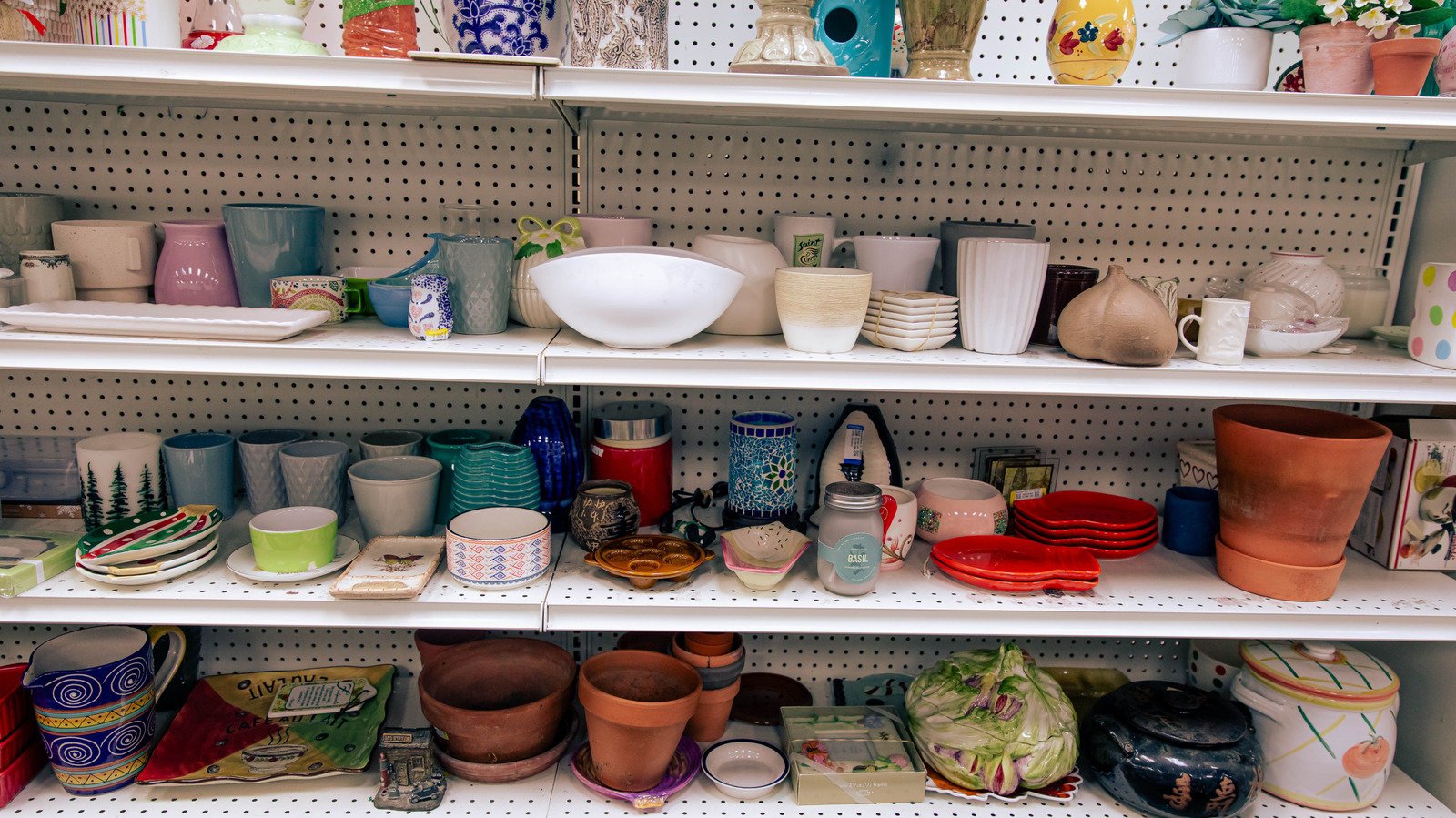 Hoş bir Vintage Dokunuş Ekleyen Çarpıcı Marka Hull Pottery Nasıl Tanımlanır?