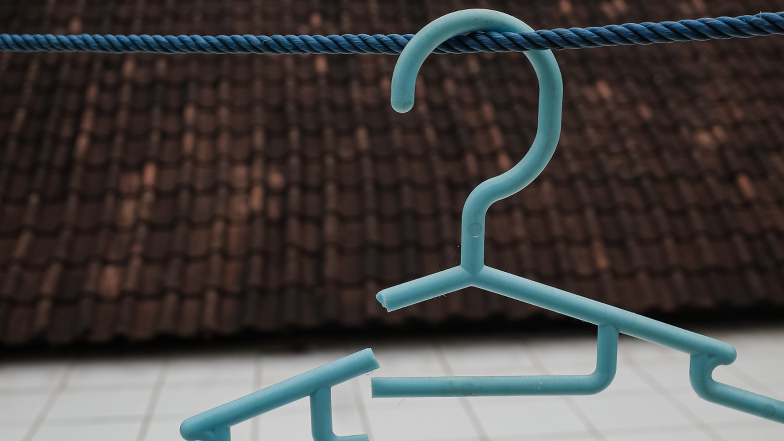 Kırık Askıyı Atmayın - İşleri Düzenli Tutmak İçin Bu Akıllı Dolar Ağacını Kullanın